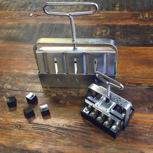 Set de 2 presses-mottes et cubes évidement – La Ferme de Sainte Marthe