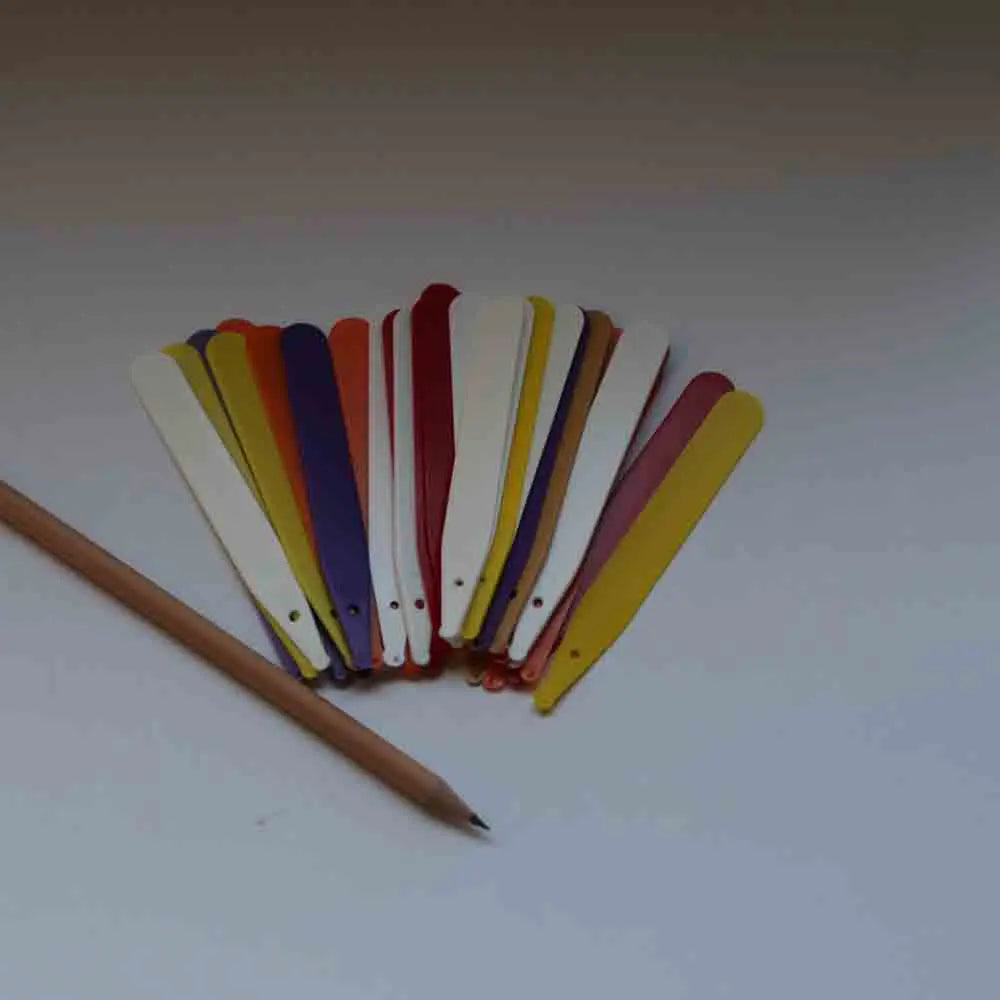 ETIQUETTES x32 + 1 CRAYON 