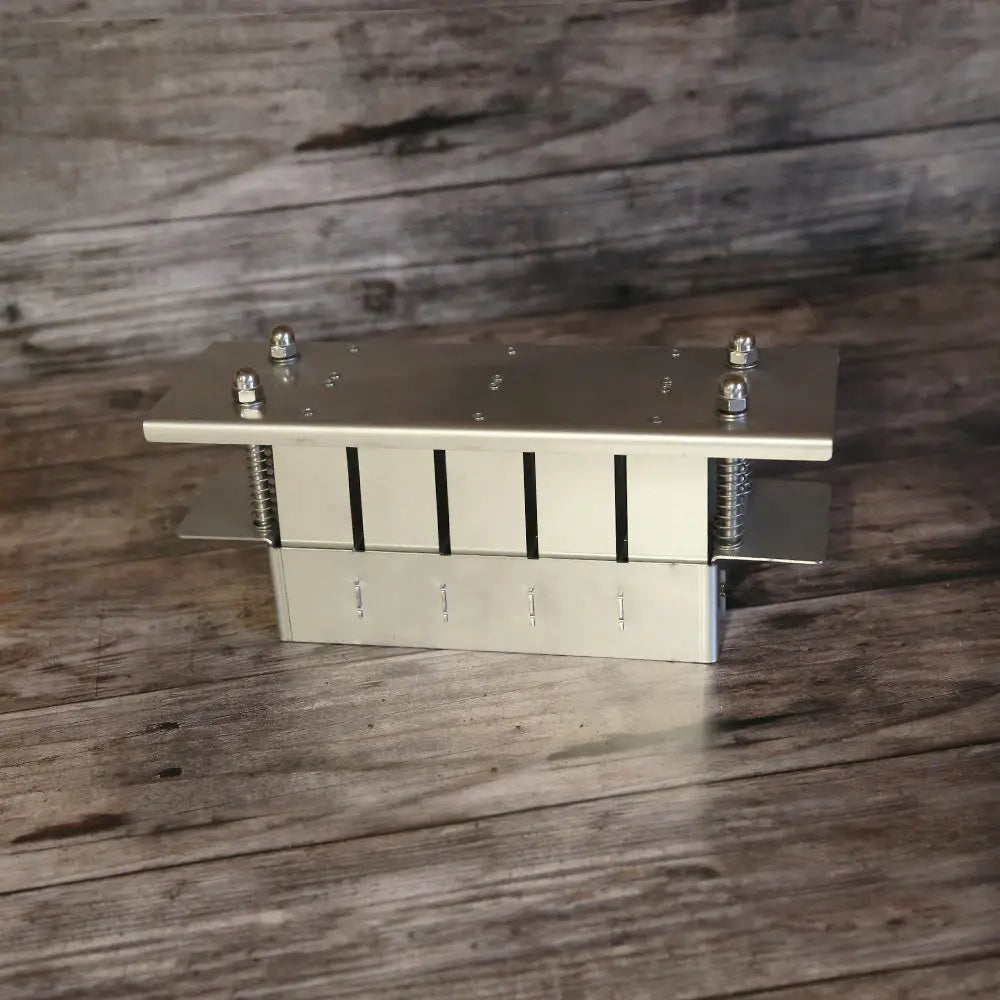 PRESSE-MOTTES INOX - 10 MOTTES de 40 mm 