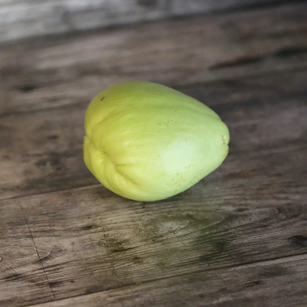 Tubercules de christophine chayotte verte – La Ferme de Sainte Marthe